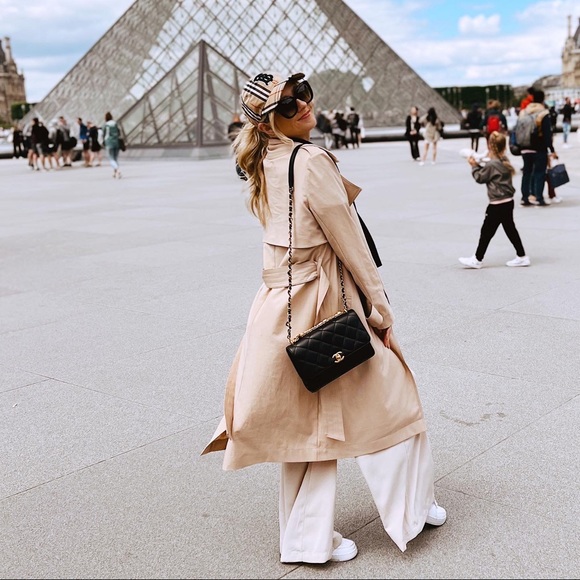 Meet your Posher, Halle - Picture 6 of 7